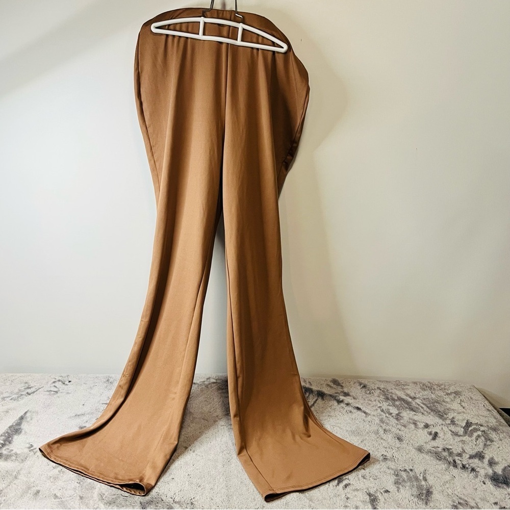 H&M Divided Tan Flared Yoga Leggings Size L